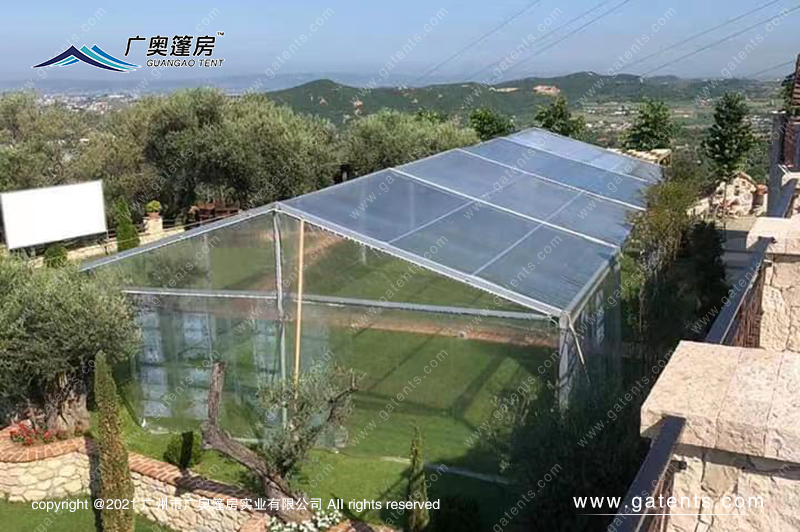 16268538352107565547.jpg clear wedding tent (9).jpg
